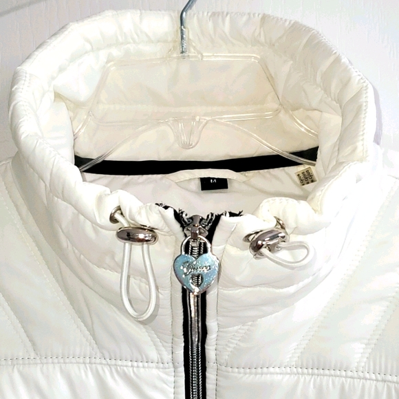 GUESS White Puffer Jacket M NWOT - Picture 8 of 16